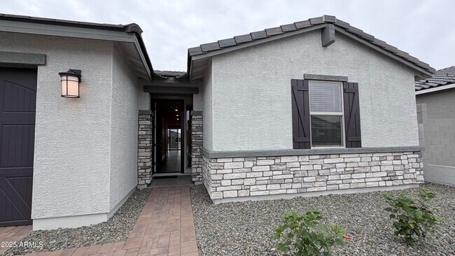 Foto del edificio - 15901 W El Cortez Pl