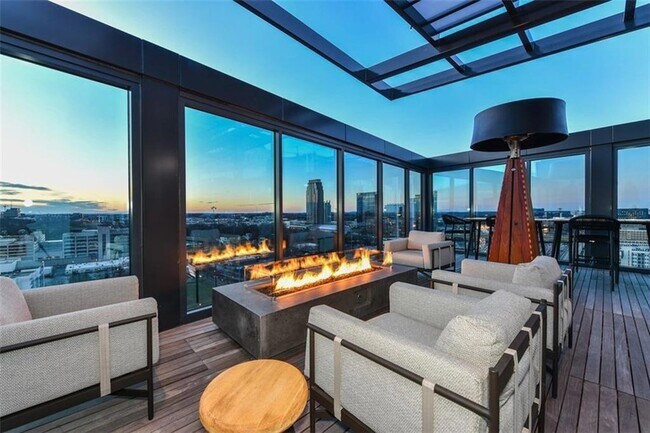 Foto del edificio - 1140 Spring St NW