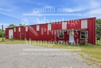 Building Photo - 7 Grandruth Ln