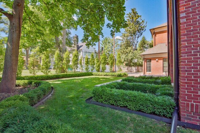 Foto del edificio - 200 Aspen Rd