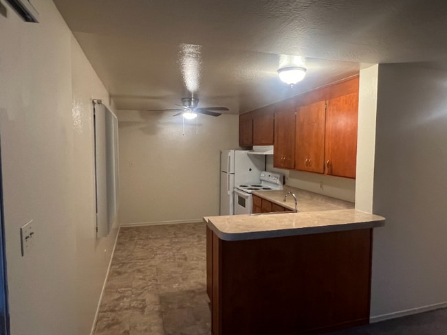 Building Photo - 1020 Dolores St