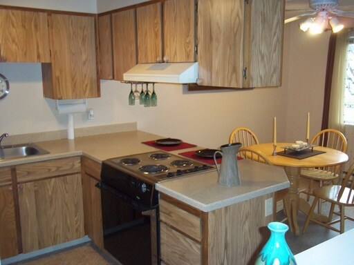 Primary Photo - 17318 SE Naegeli Dr