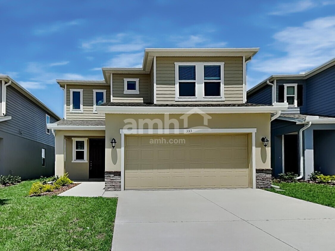 Foto principal - 3313 Carthage Ave