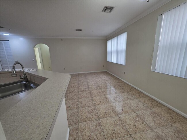 Foto del edificio - 4402 SW 160th Ave