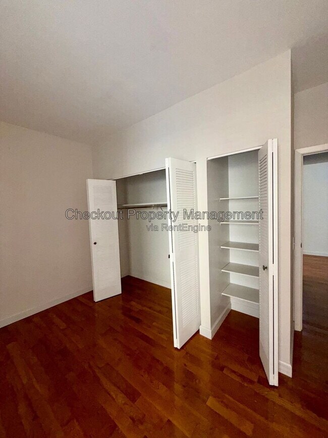 Foto del edificio - 5531 Pershing Ave