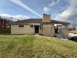 Building Photo - 151 Thorne Rd