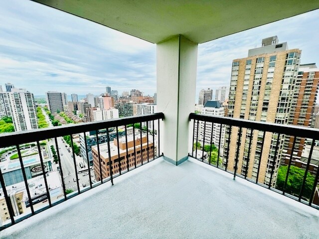 Foto del edificio - 1122 N Clark St
