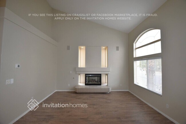 Foto del edificio - 8664 Raindrop Canyon Ave