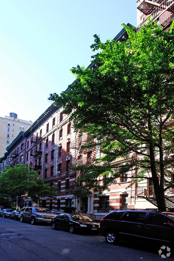 Building Photo - 316 W 93rd St