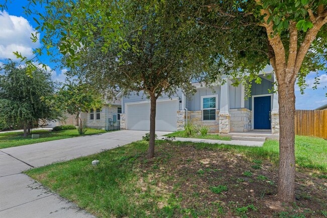 Building Photo - 310 Rimrock Ct