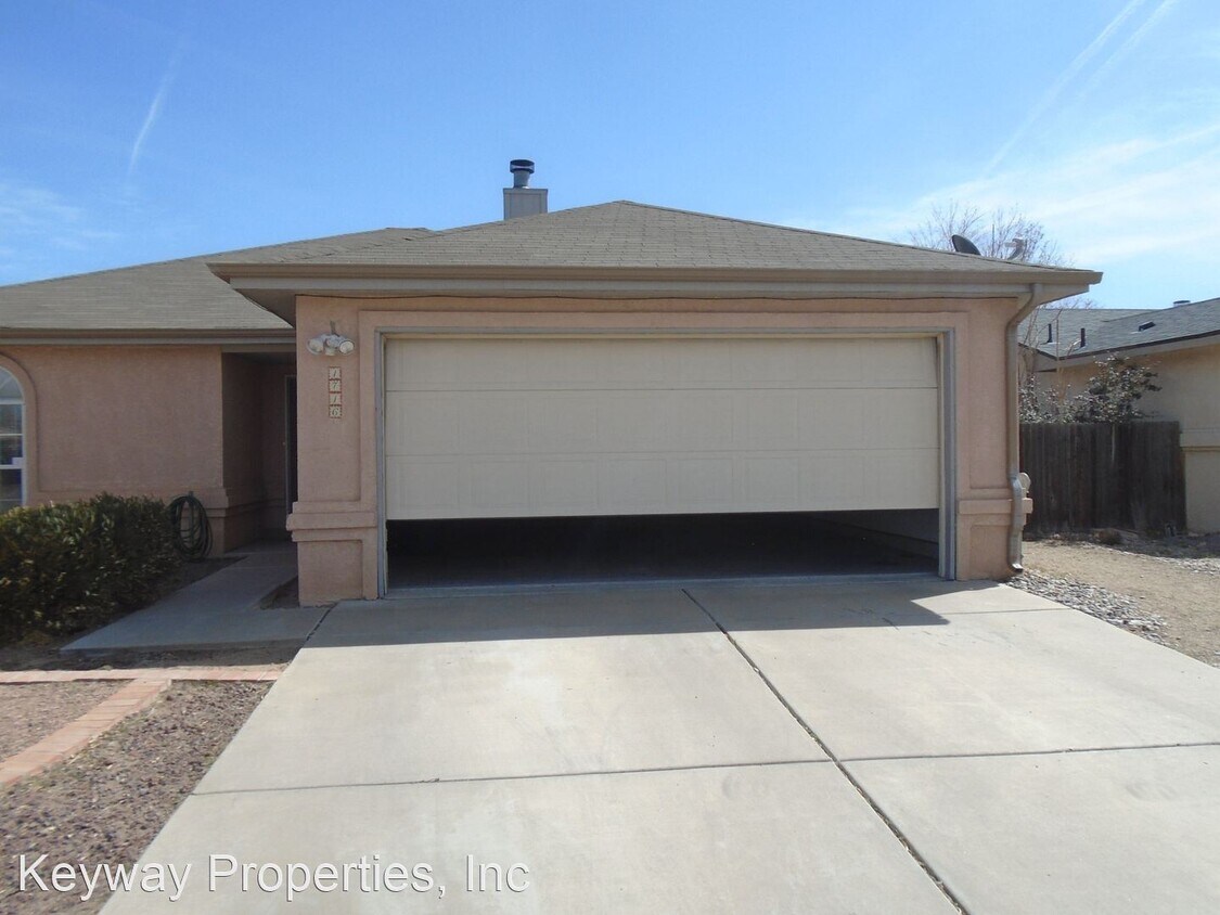 1716 Tierra Del Oso Dr NW, Albuquerque, NM 87120 House Rental in