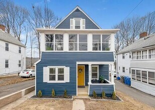 Building Photo - 212 Greene St
