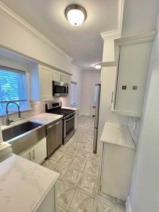 7202 72nd Ct Unit 3, Brooklyn, NY 11209 Apartments in Brooklyn, NY