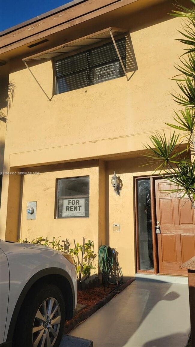 Building Photo - 6850 NW 173rd Dr