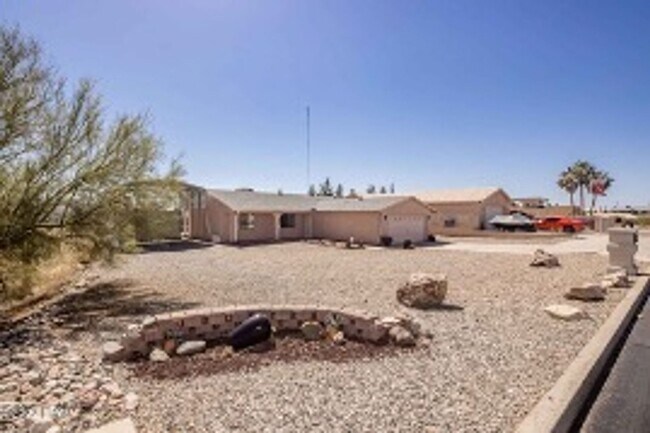 Building Photo - OCCUPIED* Coming Soon! Unfurnished Long Te...