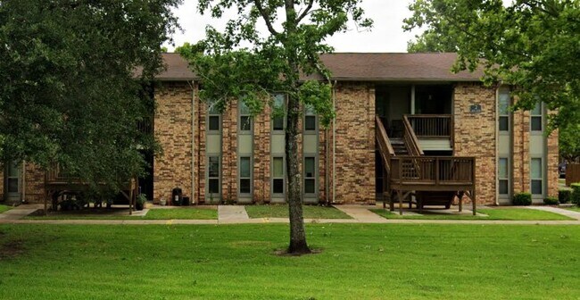 Building Photo - 1741 E. Henderson-#1741