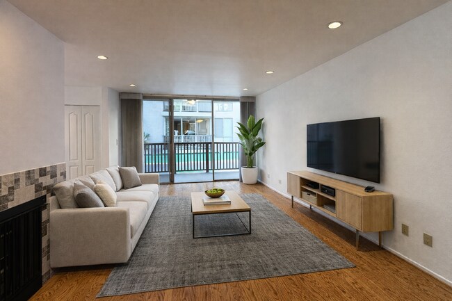 Foto del edificio - 1134 Alta Loma Rd