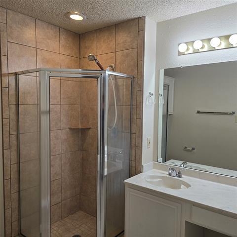 Foto del edificio - 7905 Flowertree Ct
