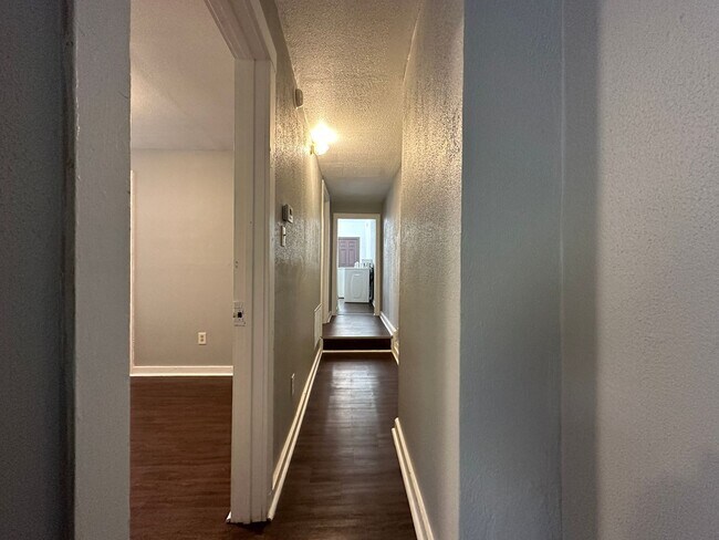Foto del edificio - 908-912 S 19th Street