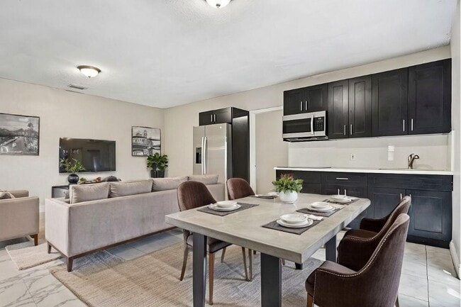 Foto del edificio - 4151 SW 112th Ave