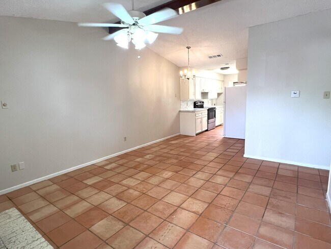 Foto del edificio - 4761 2nd St