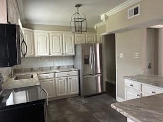 Building Photo - 2752 Brevard Dr