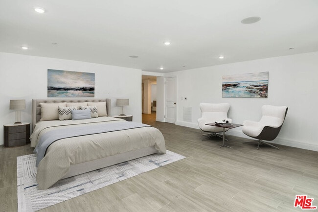 Foto del edificio - 1105 Alta Loma Rd