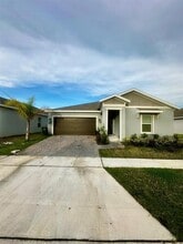Building Photo - 5010 Worchester Dr