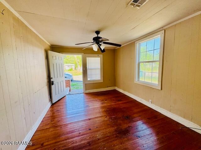 Building Photo - 330 N 10th St