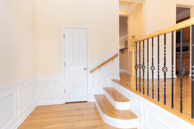 Building Photo - 1741 Highlands View Dr