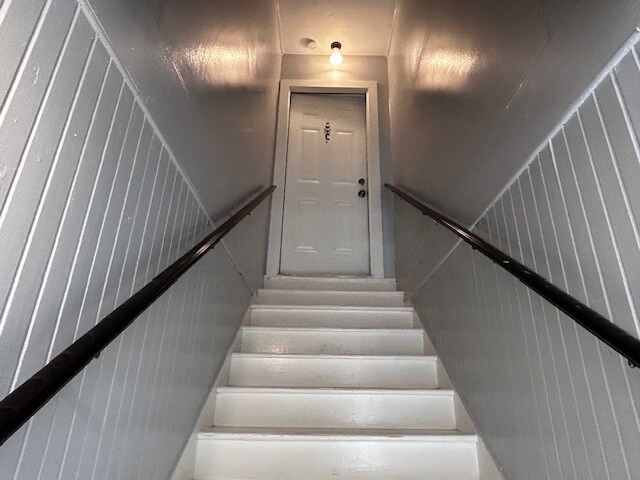 Primary Photo - 909 28th St