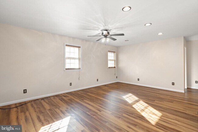 Building Photo - 8314 Old Mill Ln