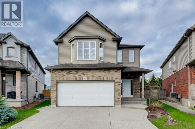 Photo du bâtiment - 331 Westpark Cres