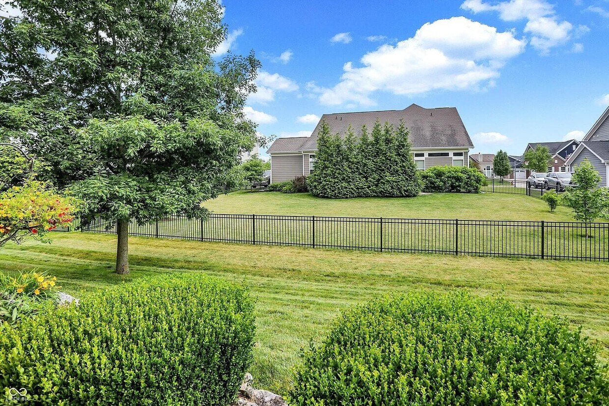 Foto principal - 3538 Heathcliff Ct