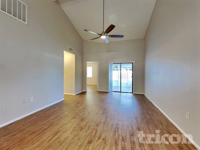 Building Photo - 3215 Timberline Rd