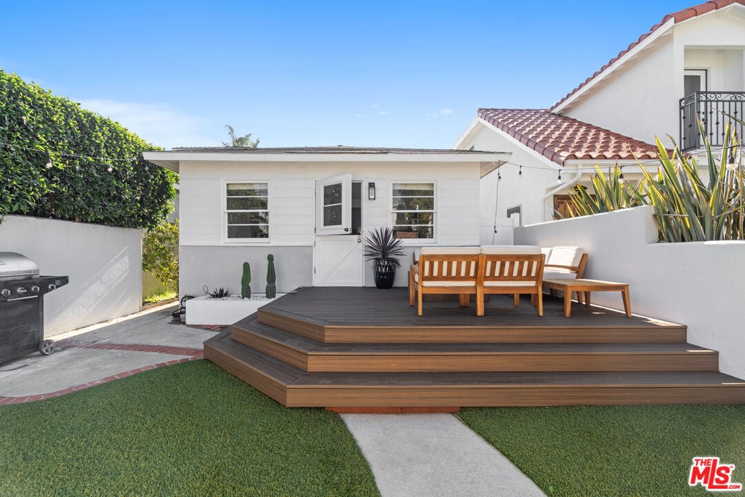 Primary Photo - 668 Marr St