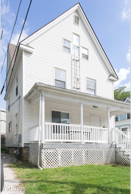 Building Photo - 6 br, 3 bath House - 933 S State St