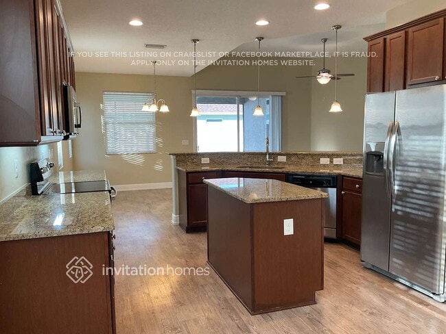 Foto del edificio - 2141 Bridgeport Cir