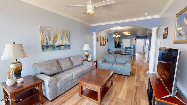 Foto del edificio - 2230 Beach Dr