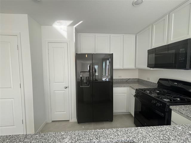 Foto del edificio - 9832 Trusler Rd