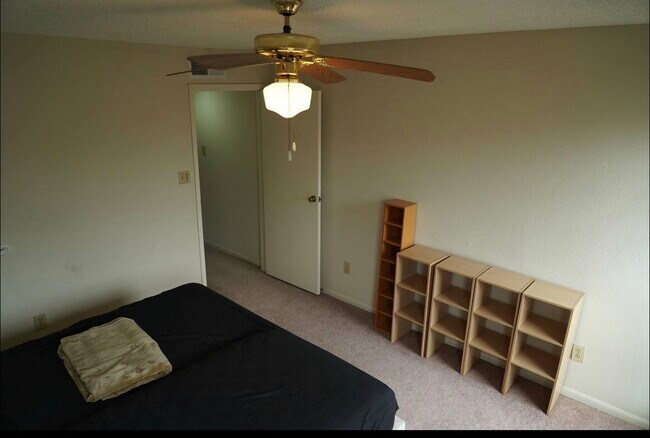 Building Photo - 7575 Cambridge St