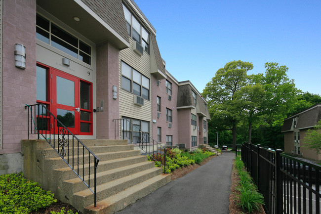 2 Bedroom Apartments Stoughton Ma