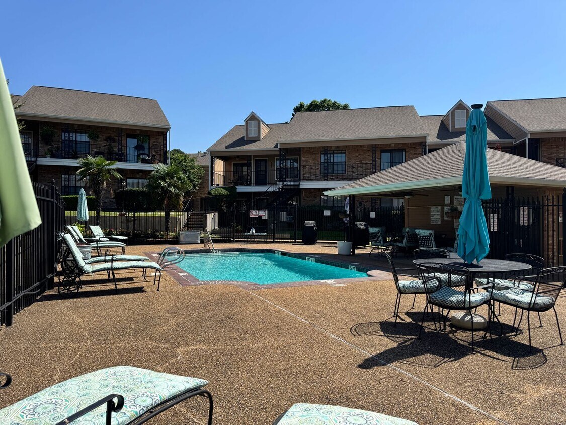 Foto principal - 400 South Town #105 - 2 bedroom Condo -POO...