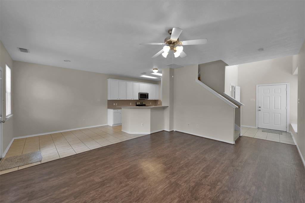 83 Burberry, The Woodlands, TX 77382 Condo for Rent in The Woodlands