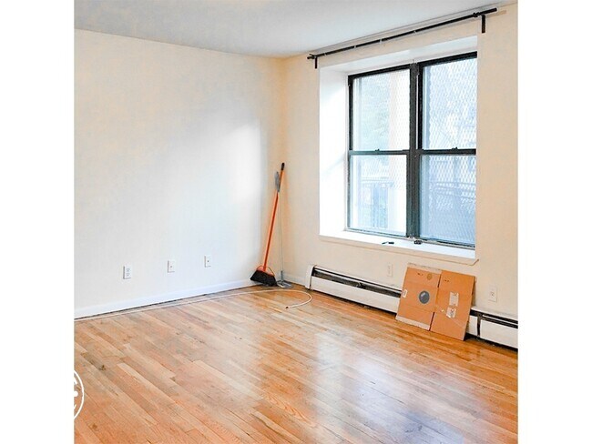 Building Photo - 2406 Newkirk Ave