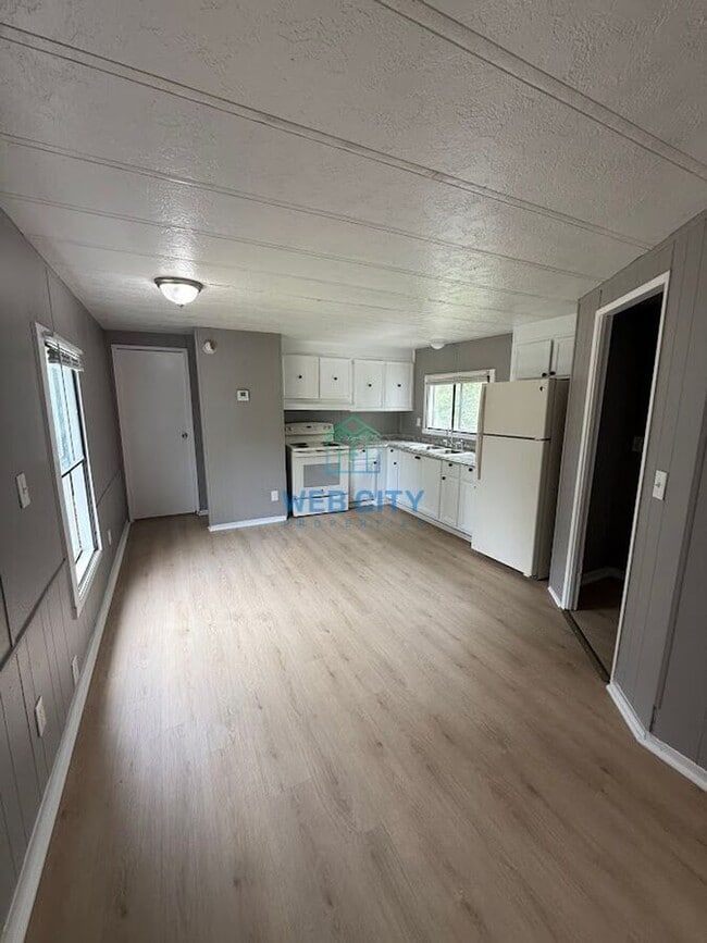 Foto del edificio - 7825 County Rd