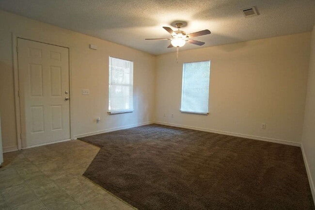Building Photo - Pace 3BR Patio Home with Fenced Backyard & Open Floor Plan