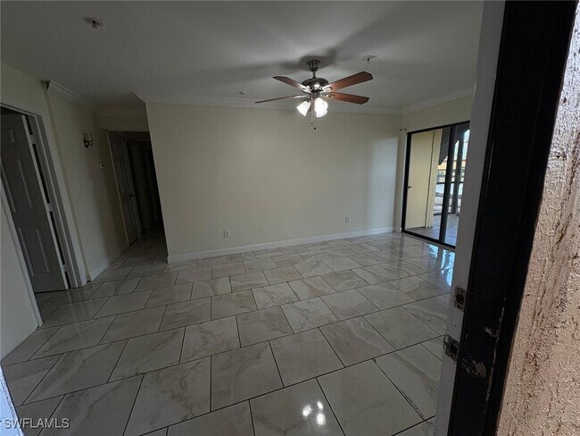 Foto del edificio - 2915 Winkler Ave