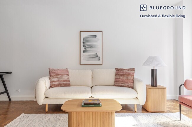 Foto del edificio - 136 E 55th St