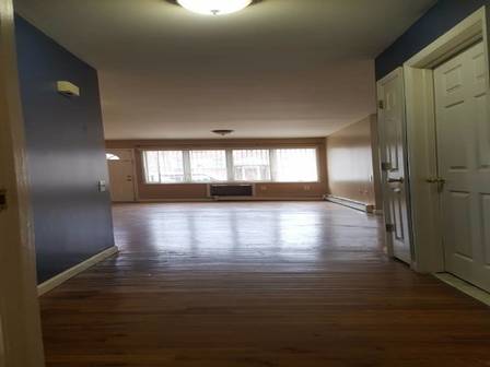 Foto principal - 69-51 75th St
